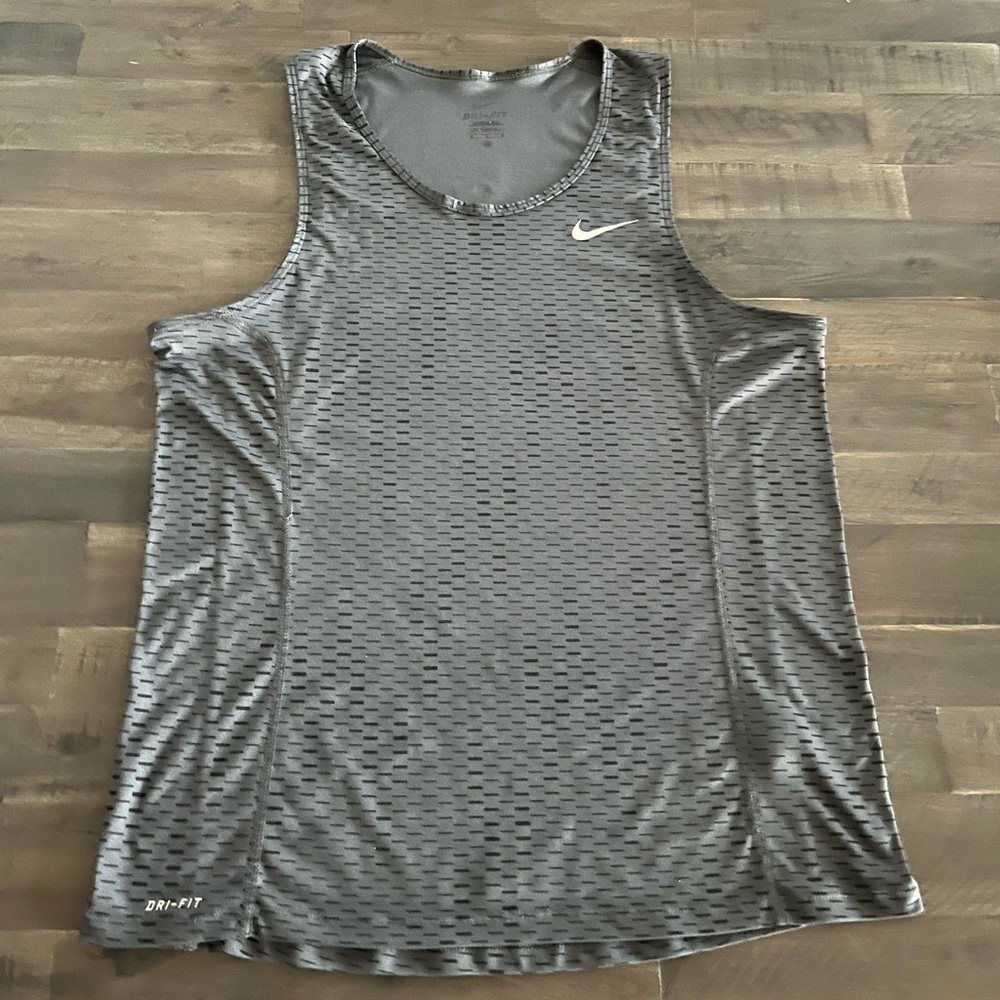 MENS NIKE MUSCLE TANK TOP